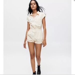 Urban Outfitters - Quinn Shortie Corduroy Romper - size XS